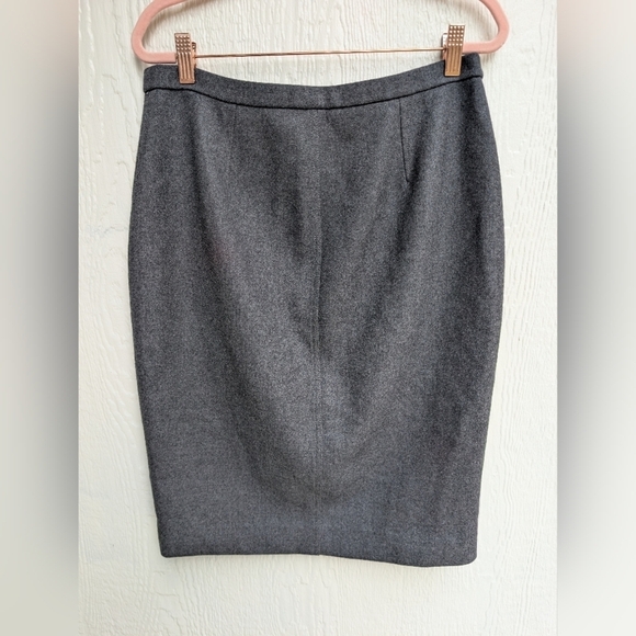 J. Crew Charcoal Gray 100% Wool Zip Pencil Skirt Women's Size 8 - Picture 4 of 5